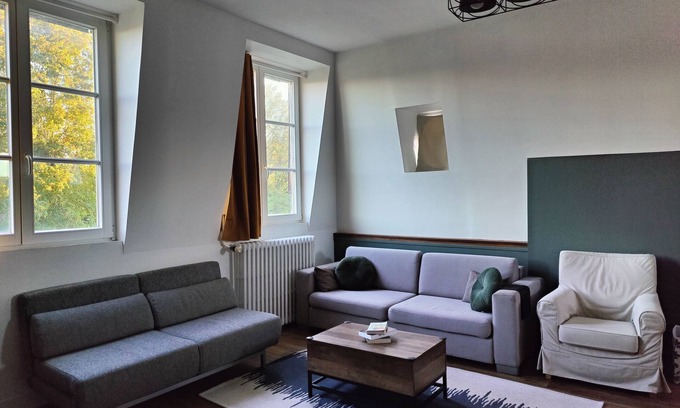 Nemours Apartment | Charming 100m2 apartment in the heart of Nemours in a beautiful Maison de Maître