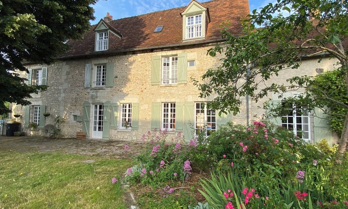 Neons Sur Creuse House | Charming 17th-century house ideal for family vacations
