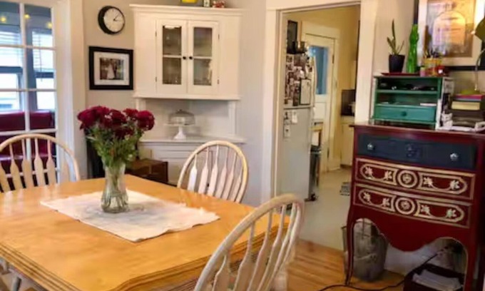 Woodstock Other | Charming 1910 farmhouse in Portland, near Trader Joe's and Reed College