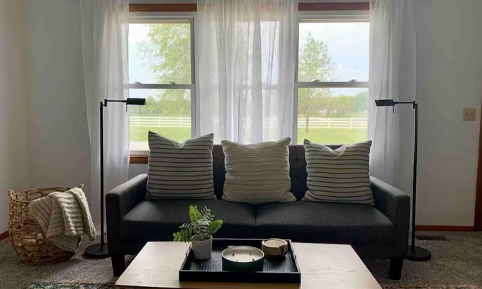 El Dorado Springs House | Charming 2-bedroom modern farmhouse with AC, High Speed Internet. Pet friendly