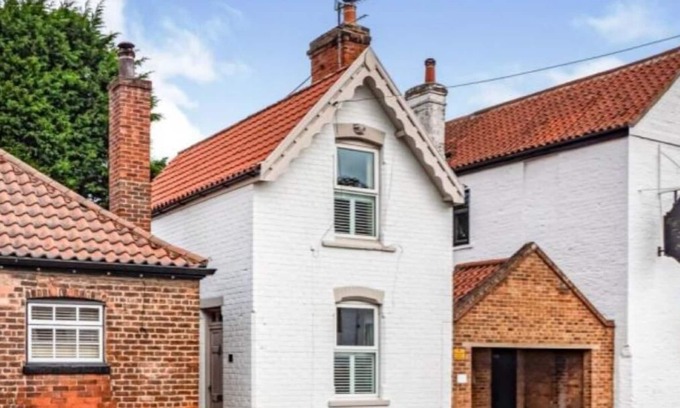 Walkington Cottage | Charming 2-Bed Cottage on outskirts of Beverley