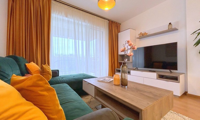 Timisoara Apartment | Charming 2-bedroom apartment in welcoming Timișoara with AC
