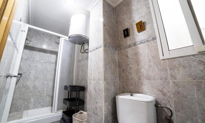 Arrancapins Condo | Charming 2-bedroom apartment with WiFi, AC in enchanting València