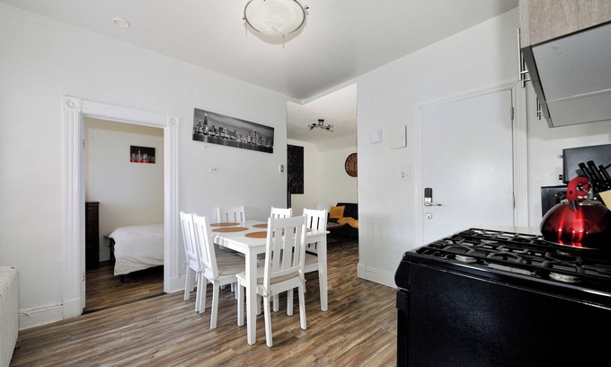 Ocean Hill Apartment | Charming 2-bedroom apartment in Brooklyn