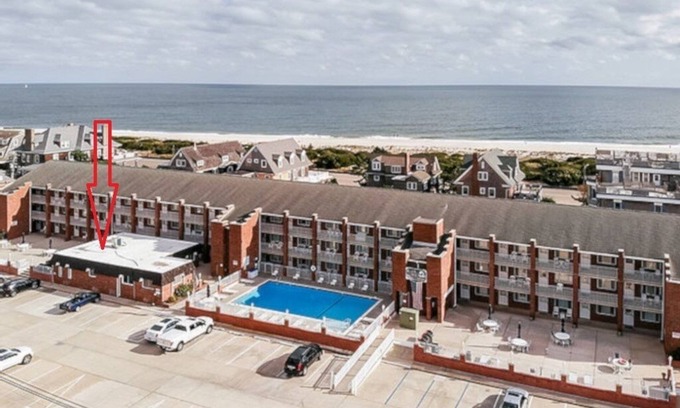 Admiral Estates Condo | Charming 2-bedroom Cape Roc Condo with pool and only half block to the beach.