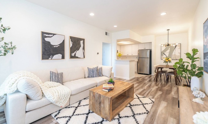 Irvine Condo | Charming 2-bedroom condo with WiFi, AC in nice Irvine