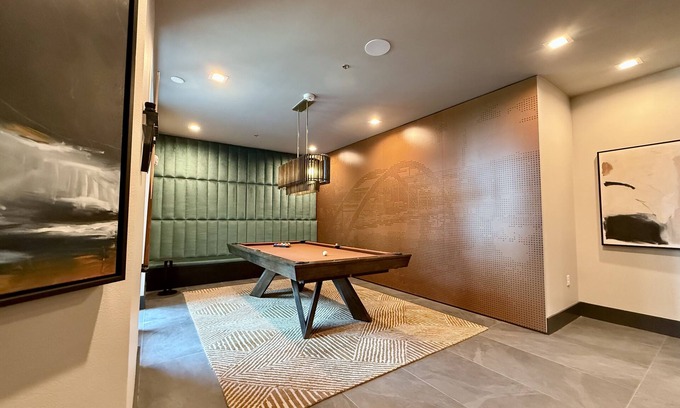 North Burnet Apartment | Charming 2-bedroom Cozy apartment with fitness room and AC in wonderful Austin