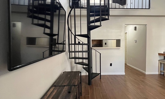 South Baton Rouge House | Charming 2-bedroom townhome in brilliant Baton Rouge minutes from LSU