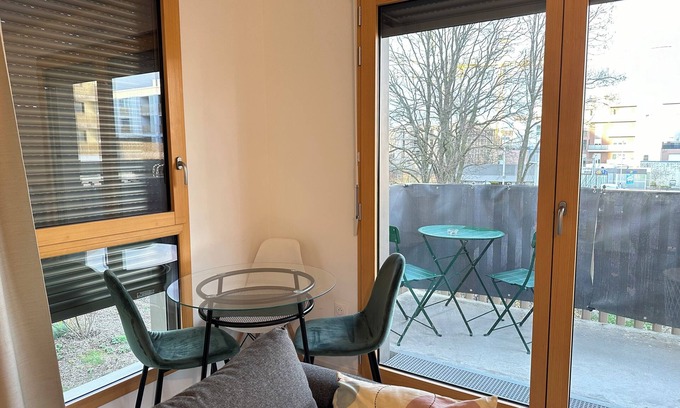 Villepinte Apartment | Charming 2 Rooms with Balcony and Parking between Paris and the Airport