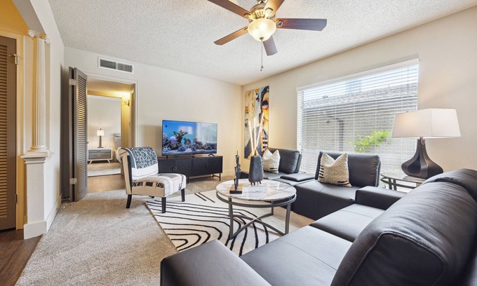 The Galleria Apartment | Charming 2BR 2BA Galleria Apartment Unit 223