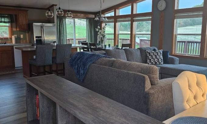 Richland Center Other | Charming 3-bedroom farmhouse in rural Richland Area with hot tub and A/C