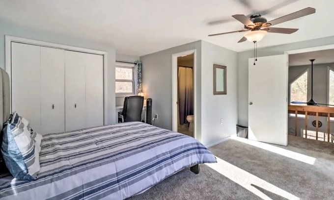 Mount Pocahontas House | Charming 3-bedroom Poconos Family Getaway in Albrightsville PA