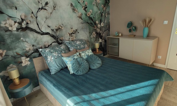 Chrzanow Cottage | Charming 3-bedroom cottage in Chrzanów with AC, hot tube, heated pool and sauna