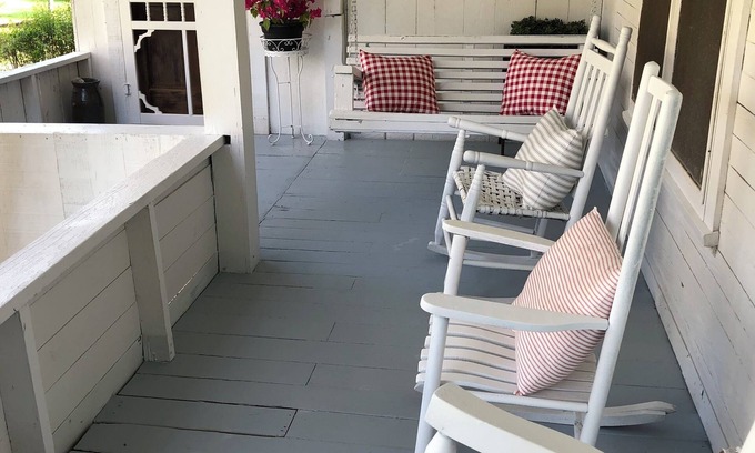 Preston Other | Charming 3-bedroom farmhouse on the outskirts of Kemper and Noxubee County.