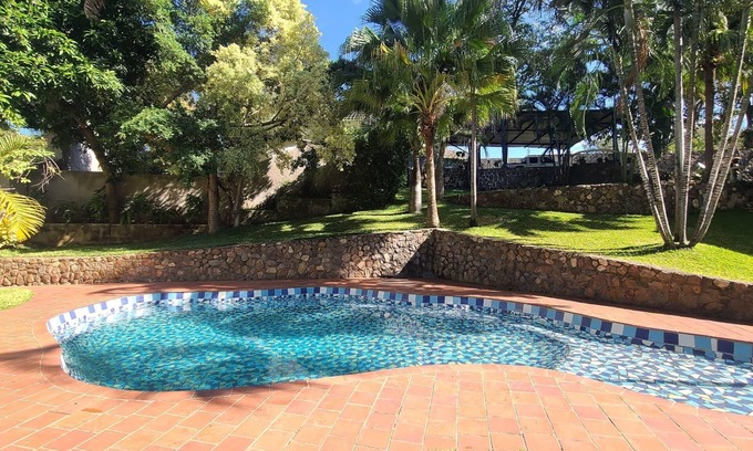Kariba Apartment | Charming 3 bedroom guesthouse - 2300