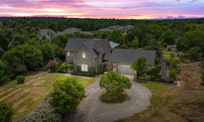 Brushy Creek House | Charming 3-bedroom house with AC, WiFi in delightful Round Rock