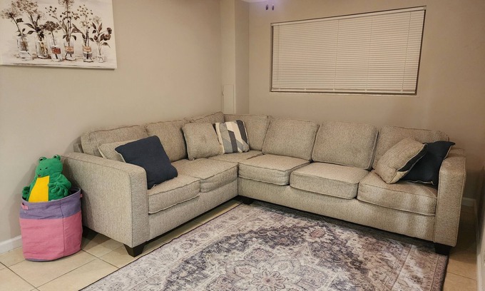 Mehlville House | Charming 3-bedroom house in fabulous St. Louis with WiFi, AC
