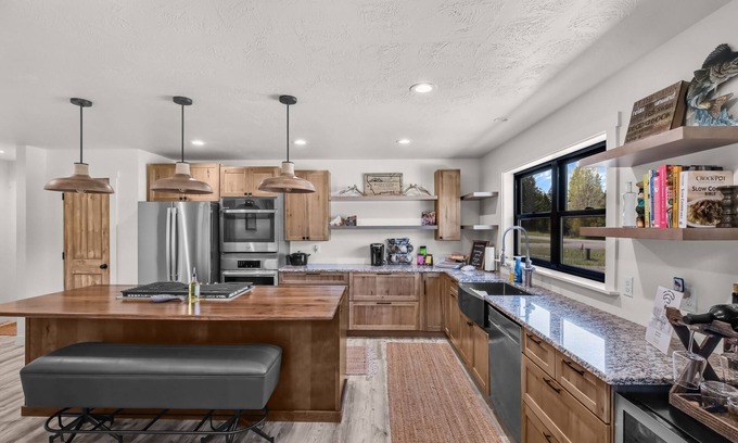 Lincoln House | Charming 3-bedroom house with AC and WiFi in Lincoln