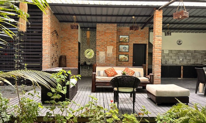 Olon Villa | Charming 3-bedroom house with WiFi, AC in wonderful Olon