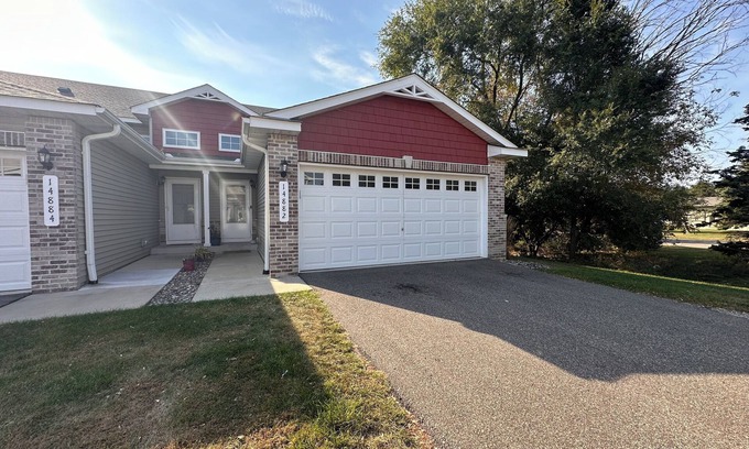 Hugo House | Charming 3-bedroom townhome with AC and WiFi in lovely Hugo