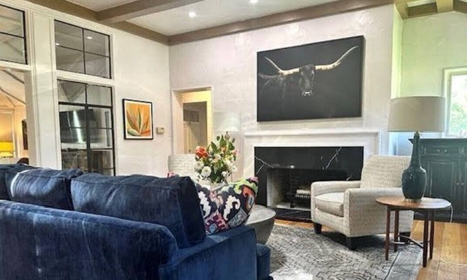 Centerville House | Charming 3-bedroom house across from city park and swimming pool in Centerville