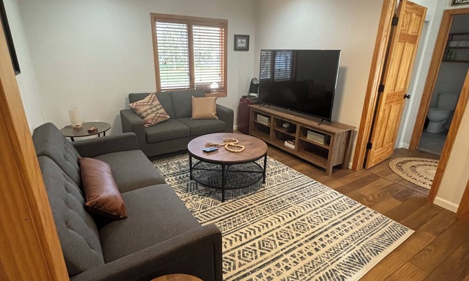 Hibbing House | Charming 4-bedroom house with WiF in delightful Hibbing