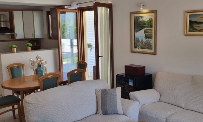 Ston Villa | Charming 4-bedroom villa with AC, WiFi in lovely Duba Stonska