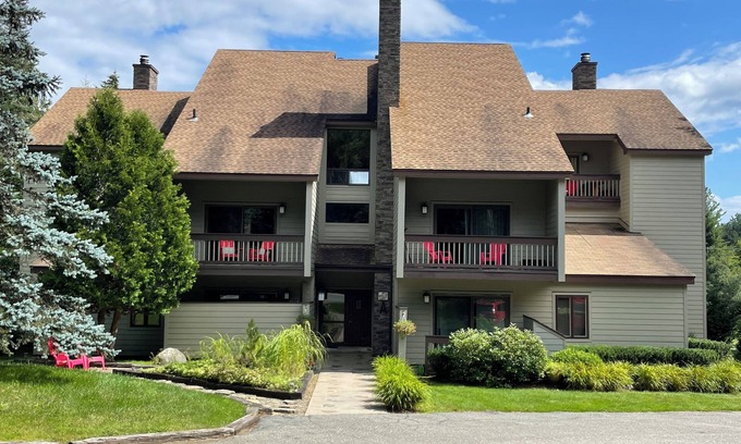 Lake Placid Condo | Charming Adirondack Condo at the Prestigous Whiteface Club