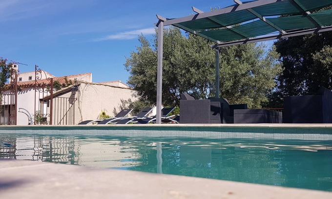 Montbazin House | Charming air-conditioned cottage with wifi and large swimming pool