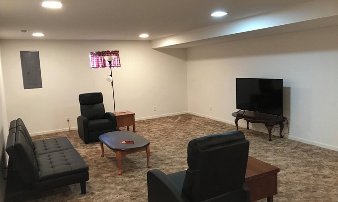 Farmington House | Charming and spacious 3-bedroom home in Farmington, close to everything.