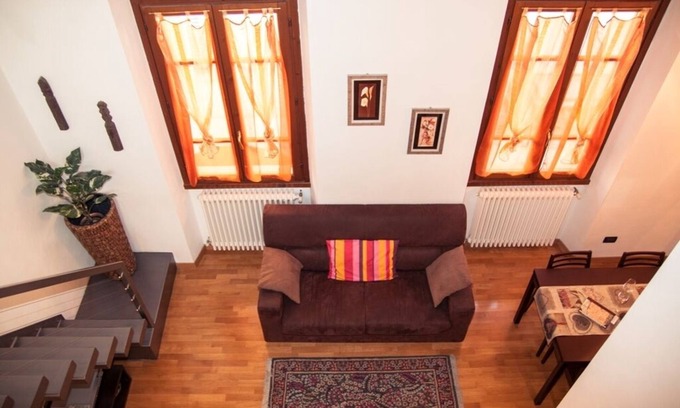 Santa Croce Apartment | Charming apartment in the centre of Florence
