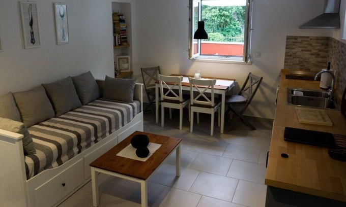 Srebreno Apartment | Charming apartment just a moment from the sea.