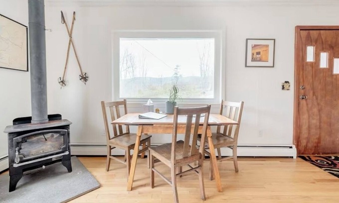Prattsville House | Charming Ashland Cottage on 5+ acres—minutes to Windham Mountain