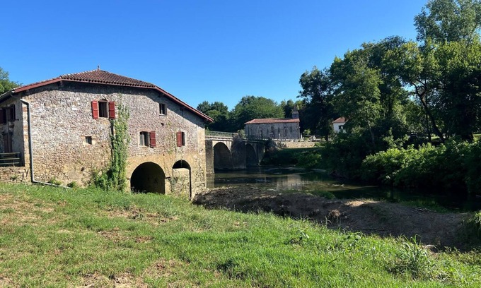 Bergouey-Viellenave House | Charming atypical mill on the banks of the Bidouze river