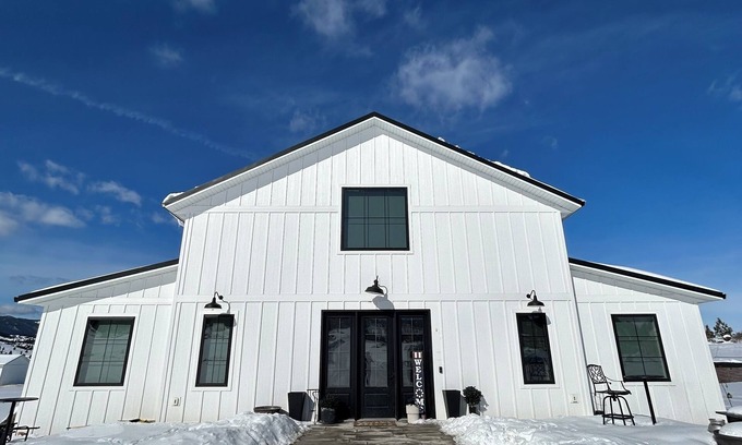 Montana City House | Charming barn only 5 drive minutes from Helena! With an acre soccer field!