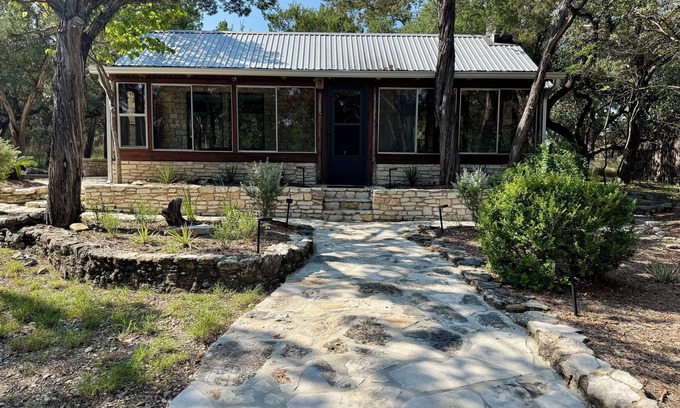 Wimberley House | Charming Blanco Riverfont Cottage