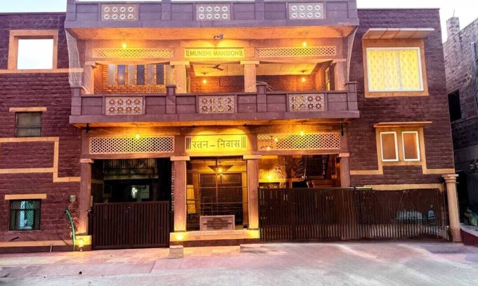 Ratanada House | Charming bungalow with WiFi and AC in pleasant Jodhpur