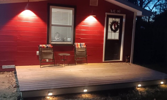 Prudenville Cabin | Charming cabin 1 mile from Houghton Lake