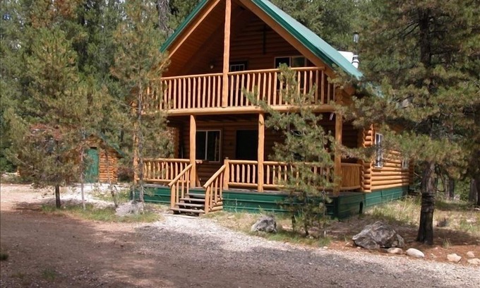 Sun Valley Cabin | Charming Cabin on the River in the Sawtooth National Forest . Fairfield ID