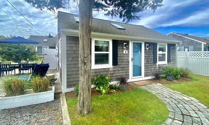 Dennis Port Cottage | Charming Cape Escape: Steps to the Beach, Large Deck, 2 Bikes & Outdoor Shower!