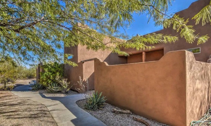 Casa Grande House | Charming Casita with private entrance and porch