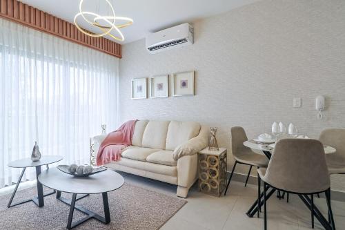 Ciudad Universitaria Apartment | Charming City Center Apt, Pool