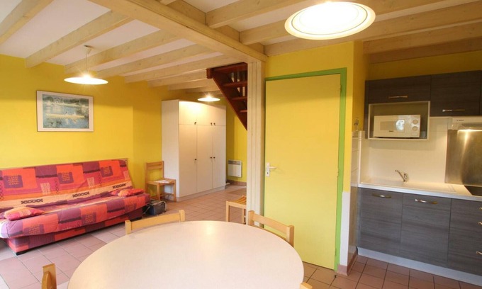 Omonville-la-Rogue Cottage | Charming Coastal Cottage with Garden, Near Port, WiFi, Pet-Friendly
