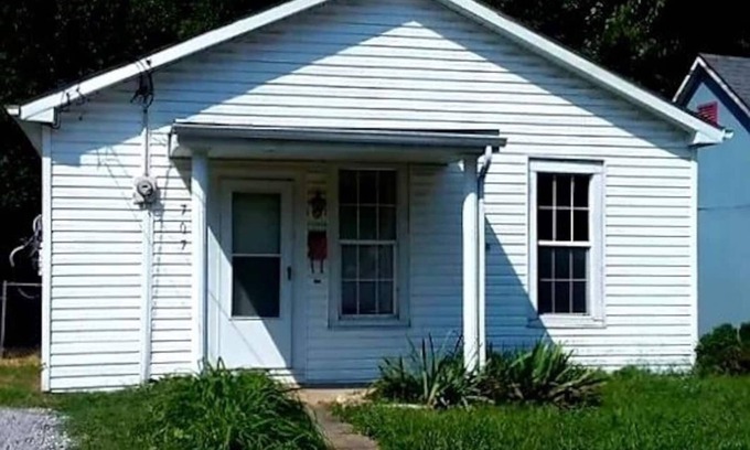 North Central Columbia House | Charming, comfy home close to downtown and all colleges!