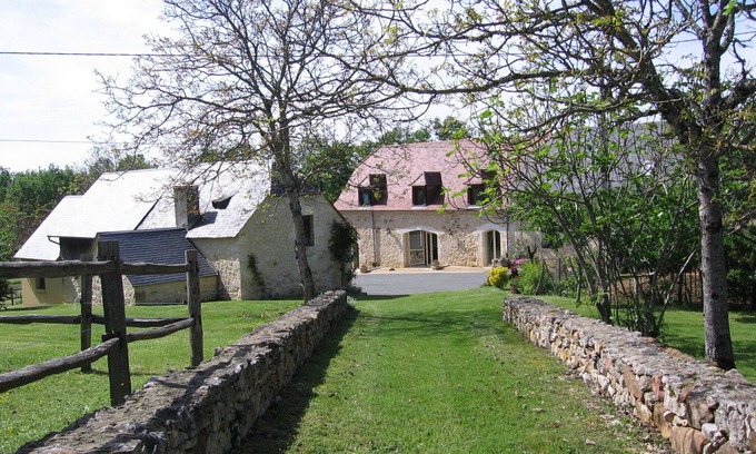 Orliaguet House | Charming cottage and nature, 18 ha, Périgord Noir-Dordogne -Lot -PISCINE and private SPA