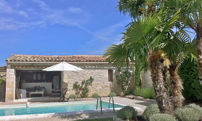 Gordes House | Charming cottage Gordes, private pool, very quiet, views, New 2025: Optics fiber