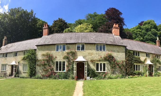 Zeals House | Charming Cottage in idyllic location on Stourhead Estate