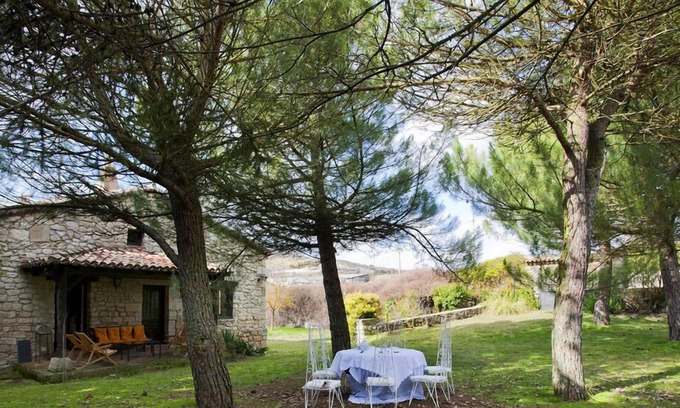 Castrillo Del Val House | Charming country house