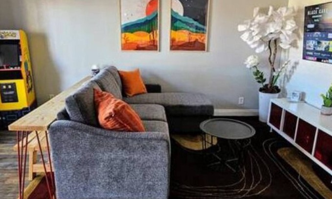 Indio Condo | Charming & Cozy Condo Pool-Spa & Pac-Man Arcade