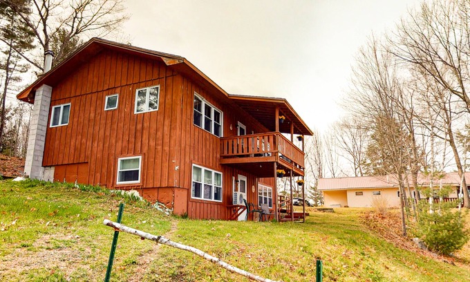 Weeks Mills House | Charming dog-friendly duplex with lakefront access and dock - great location